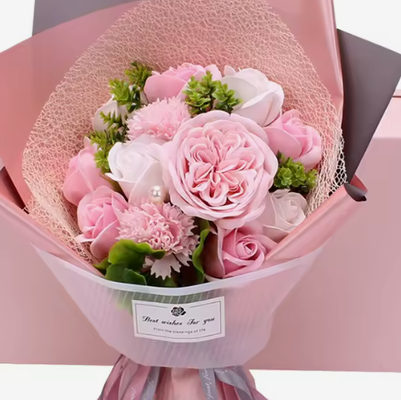 Un buen precio. Flores de jabón Día de la Madre Regalos del Día de San Valentín Bouquet Hecho a mano Rosa Jabón Flor seca Caja de regalo en línea
