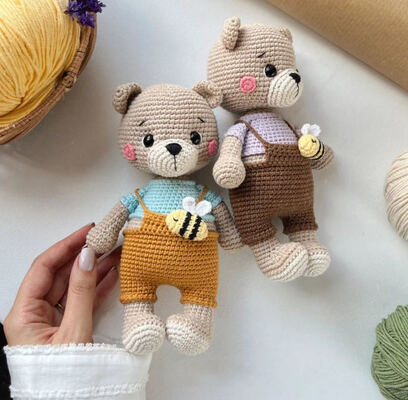 Un buen precio. Handmade Crochet Amigurumi Bear Doll Baby Soft Teddy Animal Toy for Kids en línea