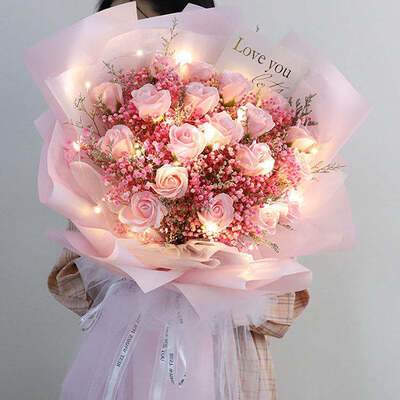 Un buen precio. Aliento de bebé jabón artificial Bouquet de flores con gasa blanca Fale rosas Flores regalo de San Valentín en línea