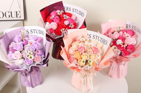Un buen precio. Ramo de rosas de jabón artificiales para boda, graduación y Navidad, decoración del hogar de estilo coreano, Material de almidón de maíz en línea