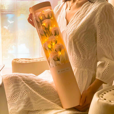 Un buen precio. Bouquet de flores de jabón perfumado de venta caliente Bouquet festivo personalizable para el Día de la Madre Regalos de San Valentín en línea