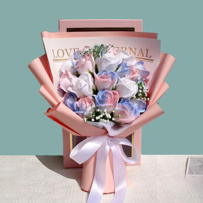 Un buen precio. Dieciocho ramo de flores de jabón de rosas azul hielo realista, acabado moderno de primera calidad, regalo perfecto para el día de San Valentín para esposa romántica en línea