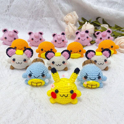 Un buen precio. Venta al por mayor de juguetes de crochet hechos a mano coloridos y lindos en línea