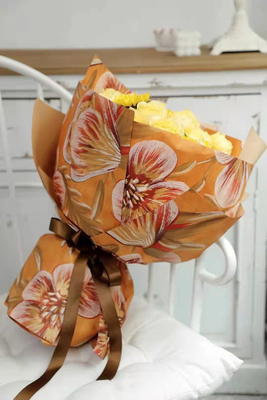 Un buen precio. Embalaje lujoso impreso de la flor de Wrapping Paper los 60cmX50cm del florista del estilo en línea