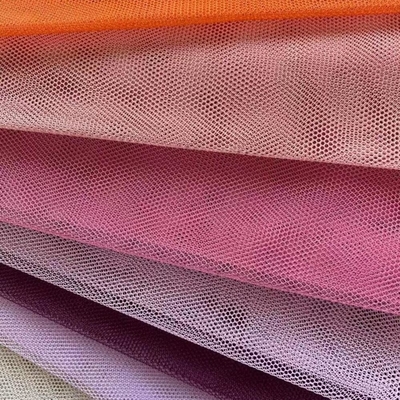 Buen precio Pulgada de nylon Tulle ancha de la pulgada 72 de Tulle Rolls 60 de la organza de los hexágonos 40D del 100% en línea