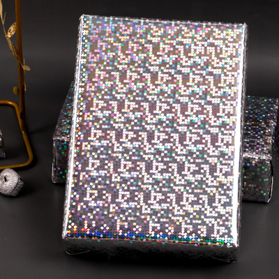 Un buen precio. Rollo de papel los 72cm*52cm del papel de regalo del modelo del laser del diseño del holograma en línea